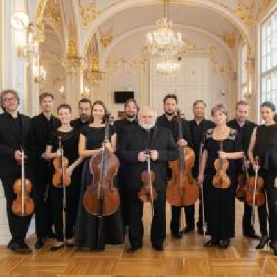 NA CISÁRSKOM DVORE - SLOVENSKÝ KOMORNÝ ORCHESTER